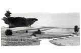 Flugzeugträger in der Landschaft, 1967 - Crédit photo : DR  