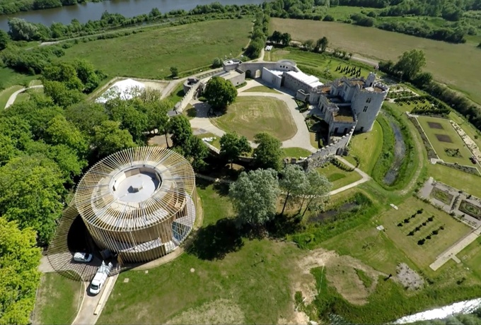 Vue aérienne du site du château d'Hardelot<br/> Crédit photo : DR  
