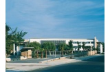 Lycée Les Ferrages à Saint-Chamas (Bouches-du-Rhône), 1995 © Photos Favret/Manez - Crédit photo : DR  