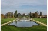 FRAC Île-de-France, Château de Rentilly, Bussy-Saint-Martin, 2014. En collaboration avec Xavier Veilhan et Alexis Bertrand (scénographe) - Crédit photo : KLEINEFENN Florian