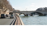 L’expérience automobile sur la voie Georges-Pompidou offre un des plus extraordinaires travellings urbains. - Crédit photo : CAILLE Emmanuel