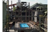 Les baigneurs d’une piscine d’Emscher Park, dans les ruines industrielles de la Ruhr - Crédit photo : Thomas Mayer Stiftung Zollverein  Stiftung Zollverein