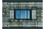 Plafond de la galerie du monde en perspective comme des tapis lumineux.  - Crédit photo : Vincent Laganier/ Light zoom lumière