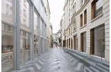 Perspective du passage Sainte-Croix-de-la-Bretonnerie avec au sol, le travail de Martin Boyce - Crédit photo : ArtefactoryLab x Citynove  