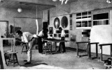 Atelier du Bauhaus à Dessau en 1925-1926 © Harvard Art Museums Busch-Reisinger Museum - Crédit photo : ... ...