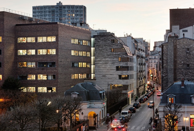 LOG architectes livre un immeuble mixte à Paris<br/> Crédit photo : FILLON Vincent