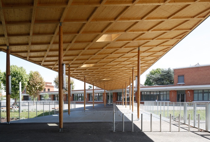 Lycée pour 665 élèves, Le Bourget, Hubert & Roy architectes<br/> Crédit photo : ABBADIE  Hervé