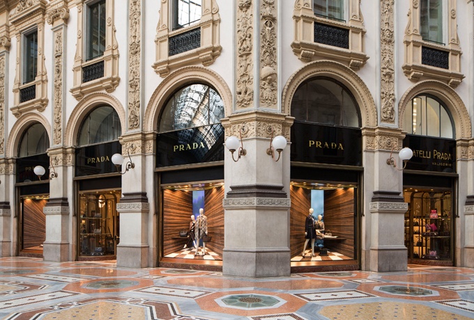 Boutique. Corners Prada, Milan<br/> Crédit photo : courtesy of Prada -