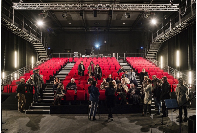 Théâtre Jacques Carat, Ateliers O-S architectes, octobre 2017<br/> Crédit photo : WEINER Cyrille