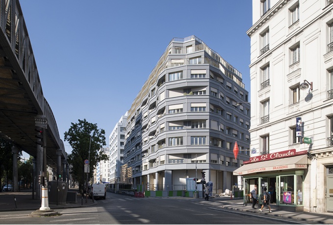 65 logements sociaux et trois locaux d’activités boulevard Vincent-Auriol, Paris 13e<br/> Crédit photo : Argyroglo Martin